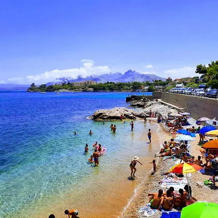 Seafront House Gabbiano Azzurro *