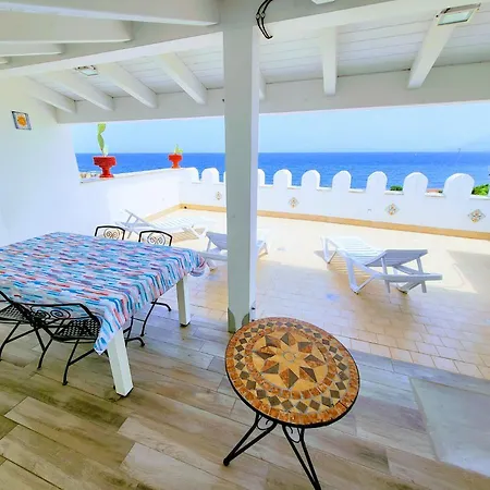 Seafront House Gabbiano Azzurro * Santa Flavia