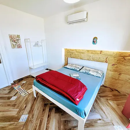 Seafront House Gabbiano Azzurro * سانتا فلافيا