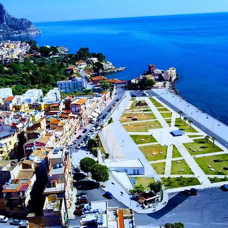 شقة Seafront House Gabbiano Azzurro