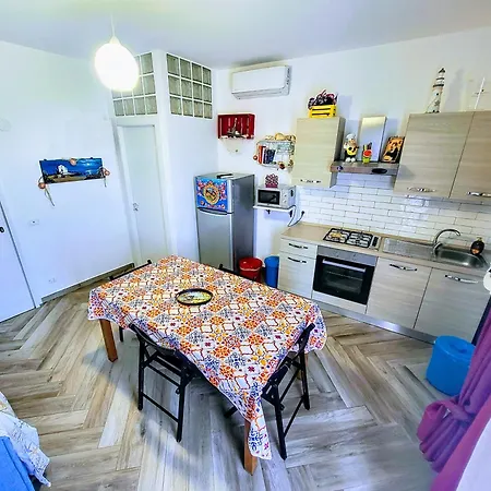 شقة Seafront House Gabbiano Azzurro